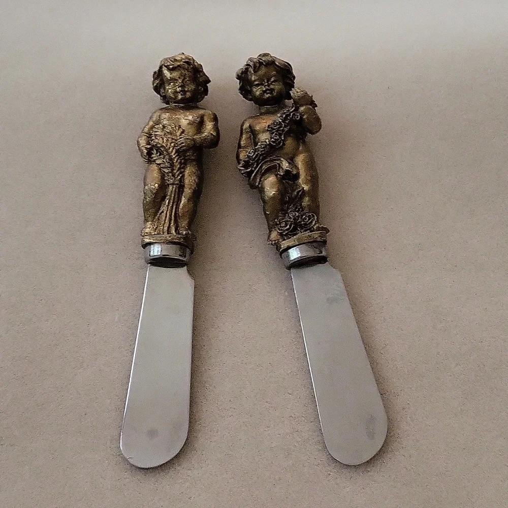 Boston Warehouse Cherub Butter Knives